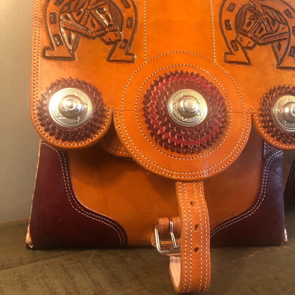 Satchel - Picture 3 of 3